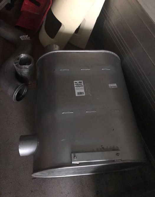 Renault DCI - Tube d'echappement pour Camion: photos 1 Renault DCI - Tube d'echappement pour Camion: photos 1