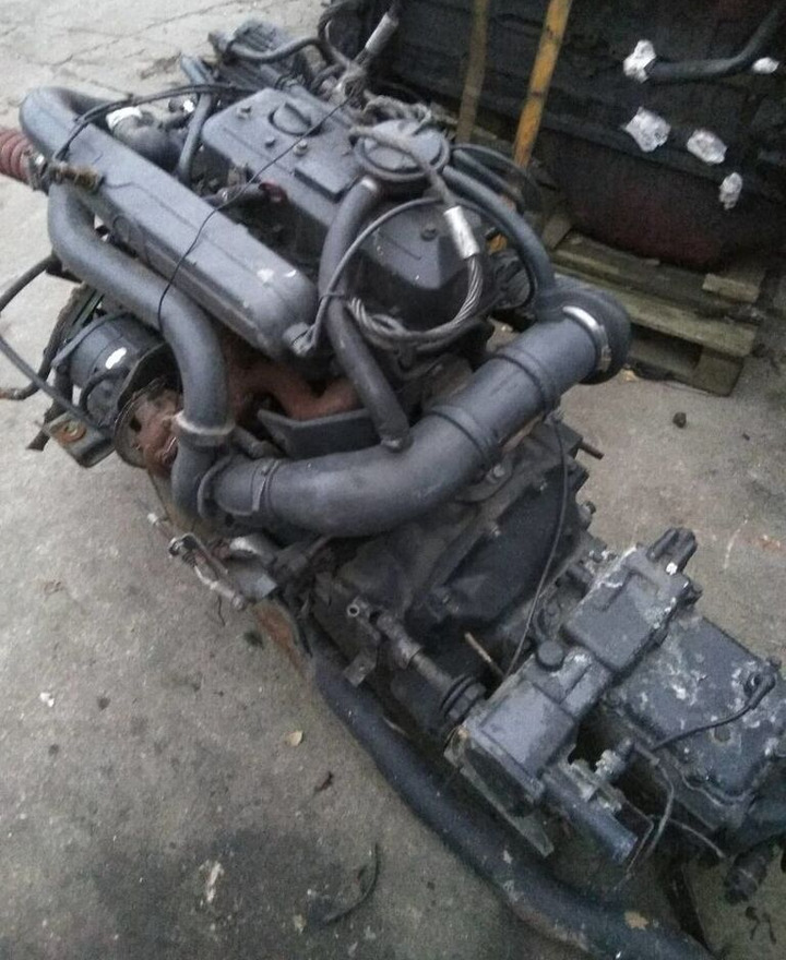 Mercedes-Benz OM364LA Mercedes-Benz - Moteur pour Camion: photos 1 Mercedes-Benz OM364LA Mercedes-Benz - Moteur pour Camion: photos 1