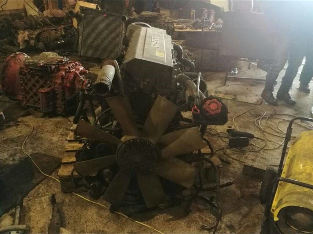 Volvo D13A 480 Volvo FH13 - Moteur pour Camion: photos 4 Volvo D13A 480 Volvo FH13 - Moteur pour Camion: photos 4