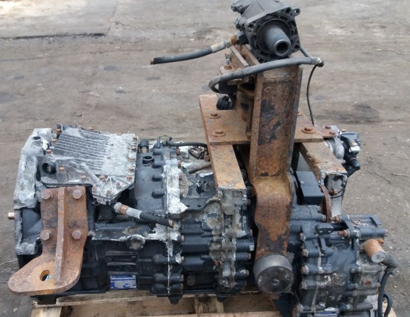 ZF 10AS2310B - Boîte de vitesse pour Camion: photos 1 ZF 10AS2310B - Boîte de vitesse pour Camion: photos 1