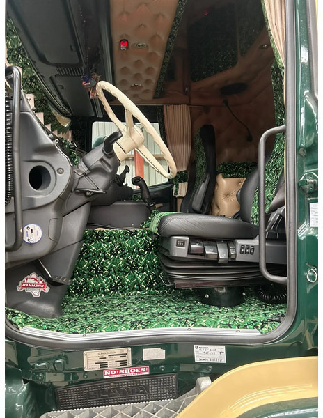 Tracteur routier Scania R164-580 V8 Special Interior.: photos 12