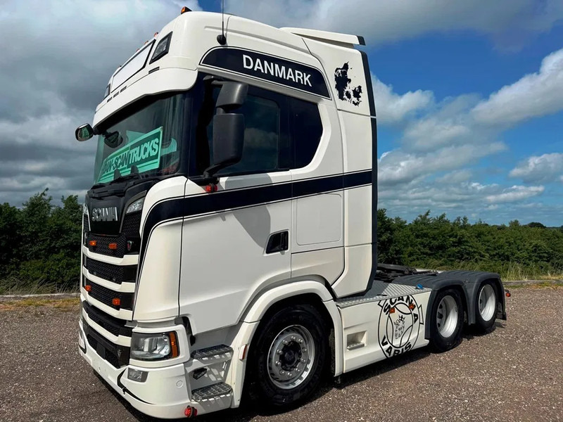 Scania S580 V8 NGS weelbase 2950mm. Air / Air suspension. Hydr. system. Air Cooler. Retarder - Tracteur routier: photos 2 Scania S580 V8 NGS weelbase 2950mm. Air / Air suspension. Hydr. system. Air Cooler. Retarder - Tracteur routier: photos 2