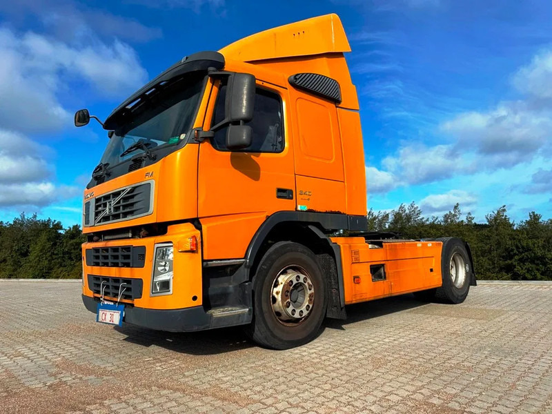 Volvo FM 340 tractor unit. - Tracteur routier: photos 1 Volvo FM 340 tractor unit. - Tracteur routier: photos 1