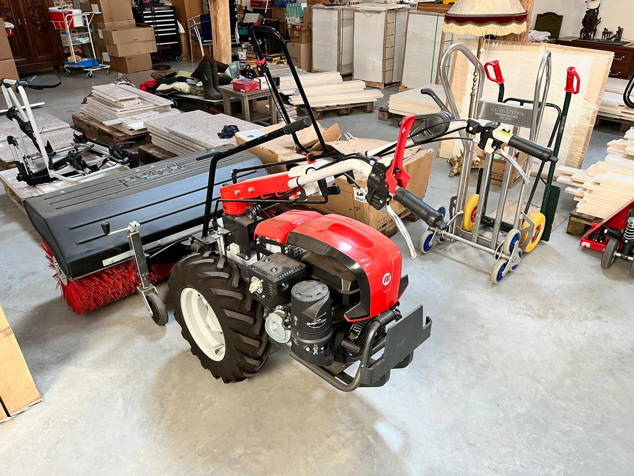 Emak mak 18 - Balayeuse industrielle: photos 4 Emak mak 18 - Balayeuse industrielle: photos 4