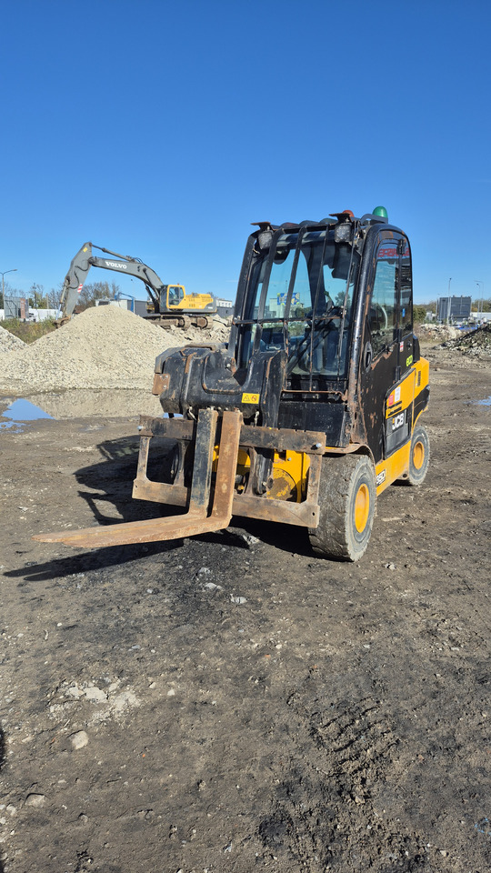 JCB TLT35D 2WD - Chariot élévateur diesel: photos 2 JCB TLT35D 2WD - Chariot élévateur diesel: photos 2