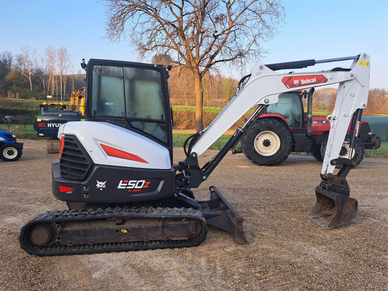 BOBCAT E 50 - Mini pelle: photos 1 BOBCAT E 50 - Mini pelle: photos 1