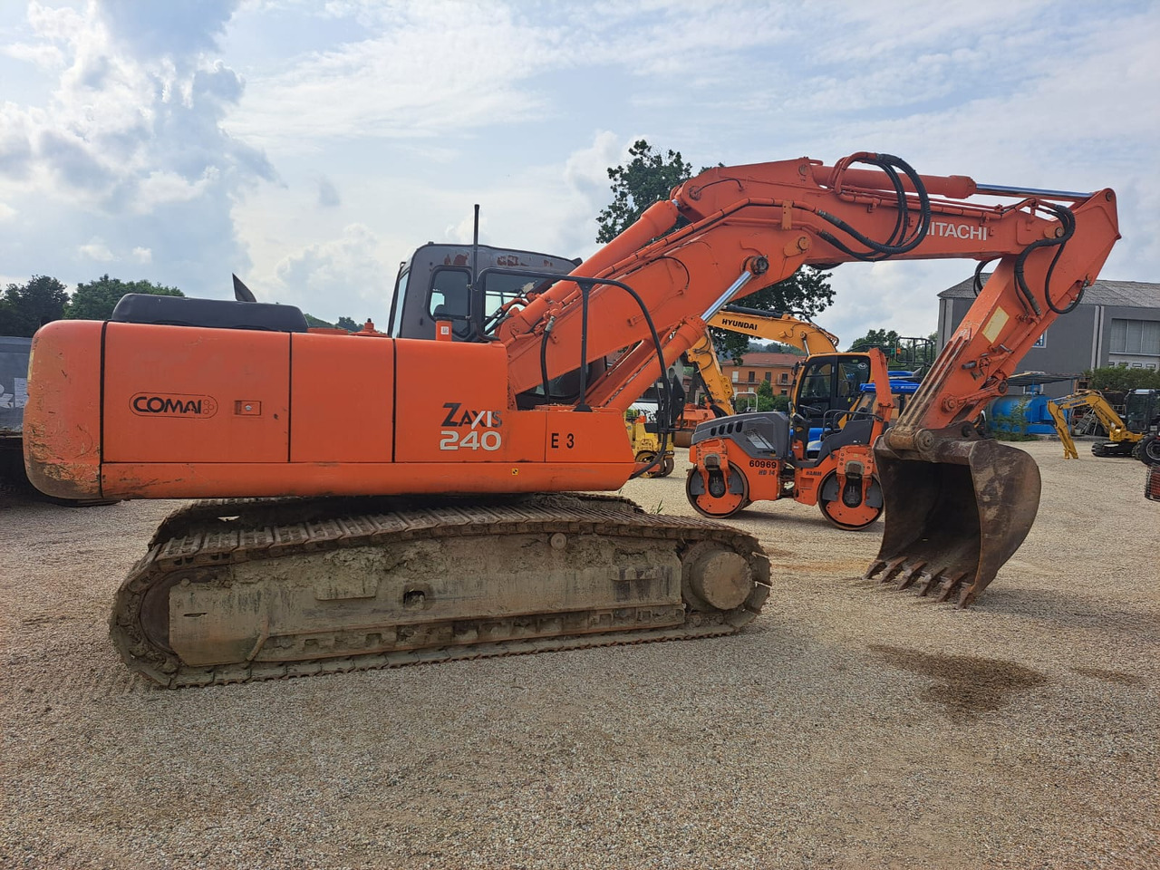HITACHI HITACHI240 - Pelle: photos 2 HITACHI HITACHI240 - Pelle: photos 2