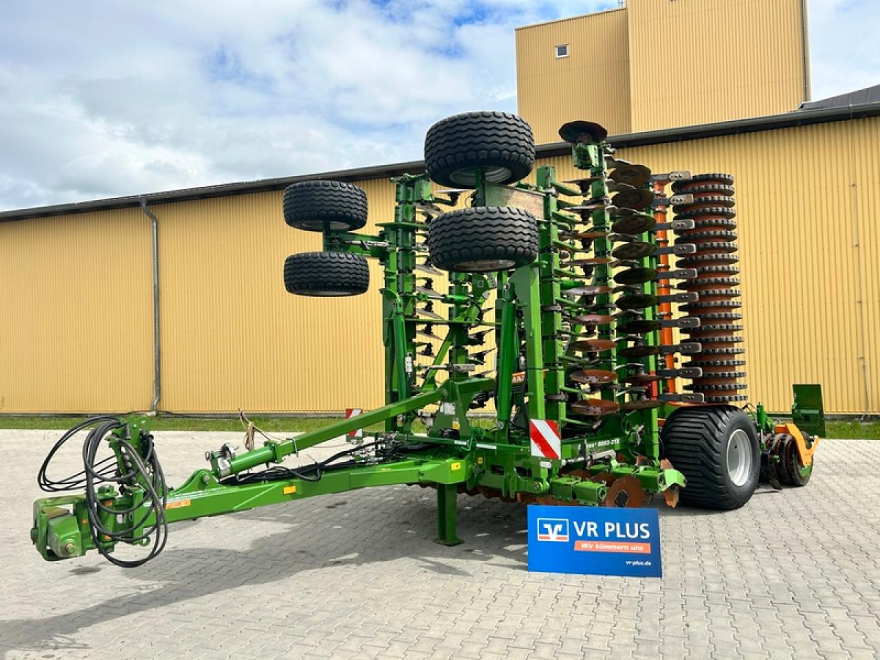 Amazone CATROS 8003 - 2TX - Cover crop: photos 1 Amazone CATROS 8003 - 2TX - Cover crop: photos 1