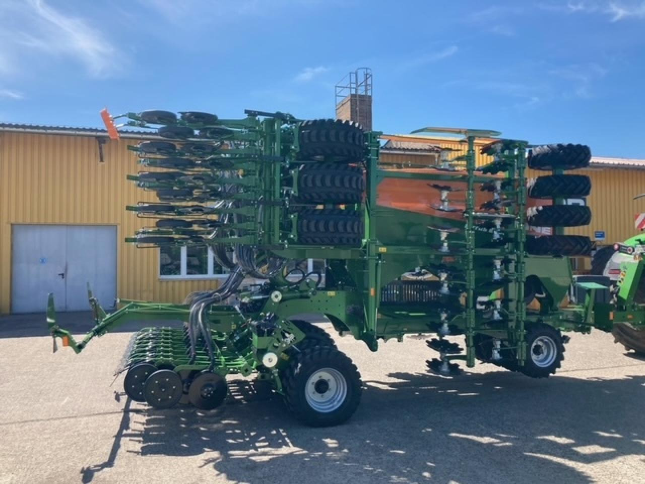 Amazone CIRRIUS 6003 AKTION - Combiné de semis: photos 3 Amazone CIRRIUS 6003 AKTION - Combiné de semis: photos 3