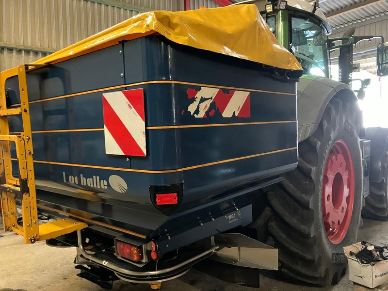 Bogballe M3WD - Distributeur d'engrais: photos 1 Bogballe M3WD - Distributeur d'engrais: photos 1