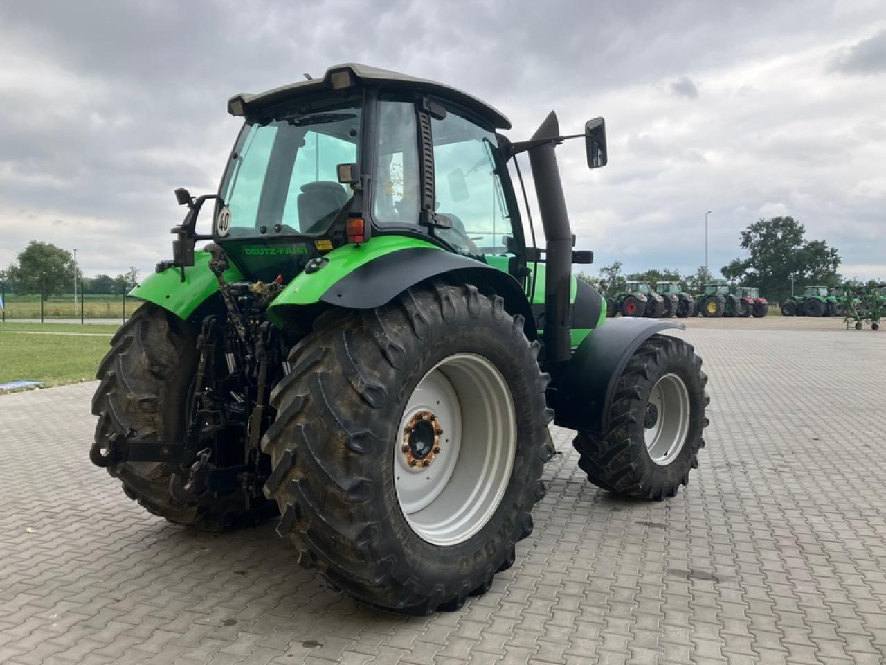 Deutz-Fahr 610 TTV - Tracteur agricole: photos 5 Deutz-Fahr 610 TTV - Tracteur agricole: photos 5