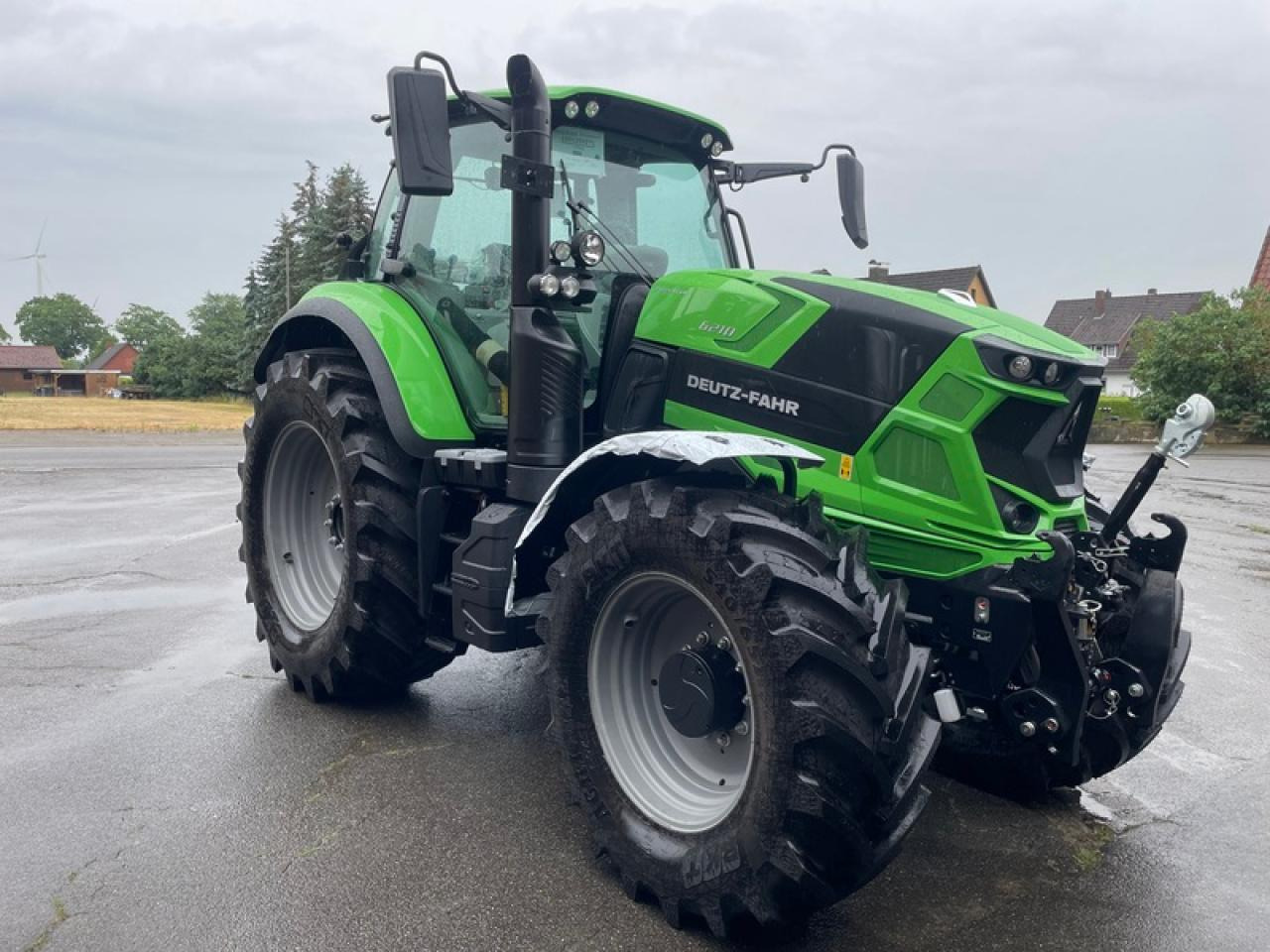 Deutz-Fahr 6210 PSHIFT AKTION - Tracteur agricole: photos 2 Deutz-Fahr 6210 PSHIFT AKTION - Tracteur agricole: photos 2