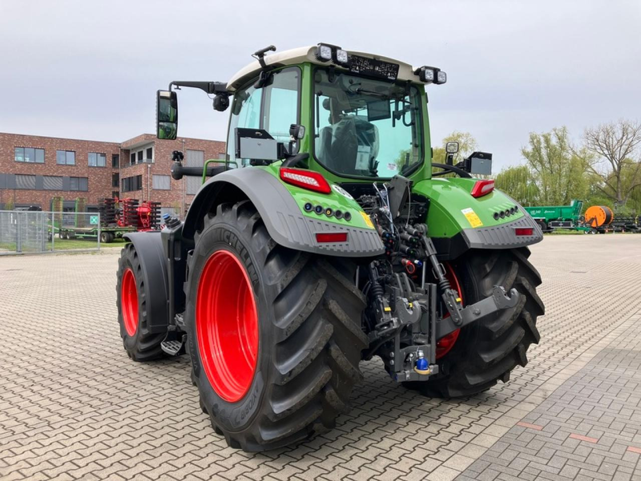 Fendt VARIO726 GEN 7 PROFI PLUS SET 2 - Tracteur agricole: photos 3 Fendt VARIO726 GEN 7 PROFI PLUS SET 2 - Tracteur agricole: photos 3