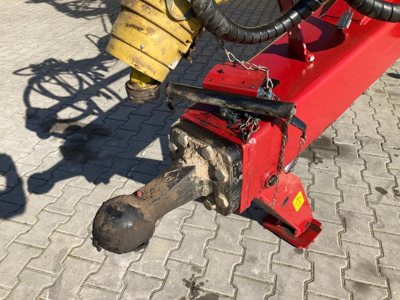 Hardi COMMANDER 5500I - Pulvérisateur traîné: photos 4 Hardi COMMANDER 5500I - Pulvérisateur traîné: photos 4