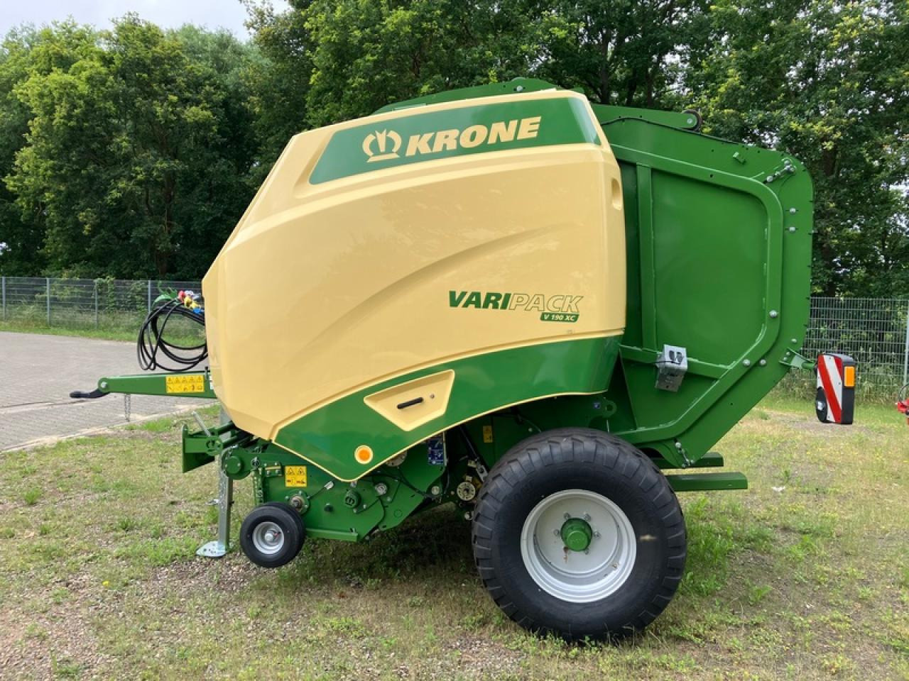 Krone VARIO PACK V 190 XC - Presse à balles rondes: photos 2 Krone VARIO PACK V 190 XC - Presse à balles rondes: photos 2