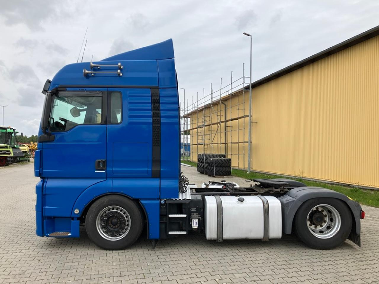 MAN MANTGX - Camion ampliroll: photos 2 MAN MANTGX - Camion ampliroll: photos 2