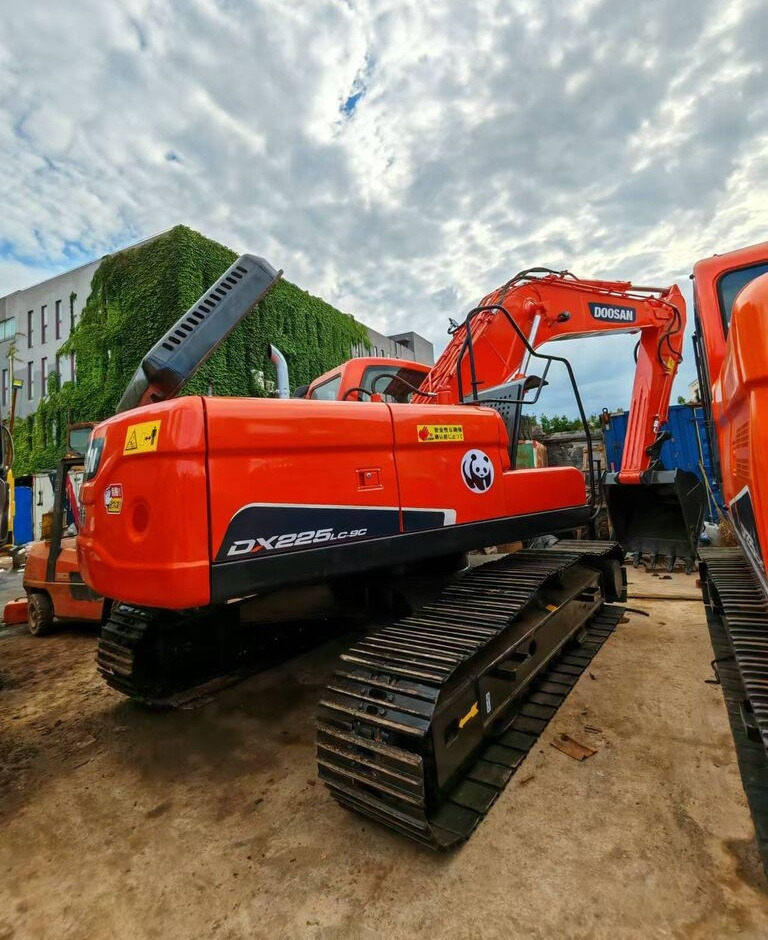 Pelle sur chenille Doosan DX225LC: photos 6