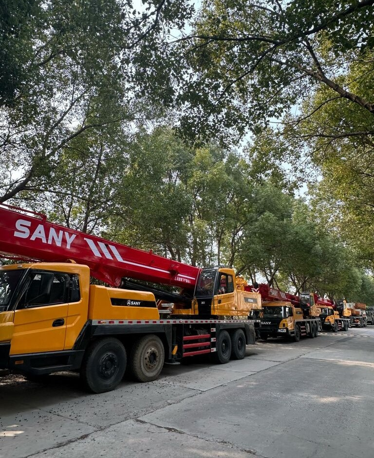 Sany STC250 STC500 STC800 25 50 80 100 truck crane for sale - Grue mobile: photos 1 Sany STC250 STC500 STC800 25 50 80 100 truck crane for sale - Grue mobile: photos 1