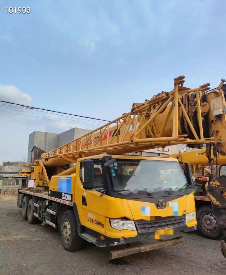 XCMG QY25K5A - Grue mobile: photos 3 XCMG QY25K5A - Grue mobile: photos 3