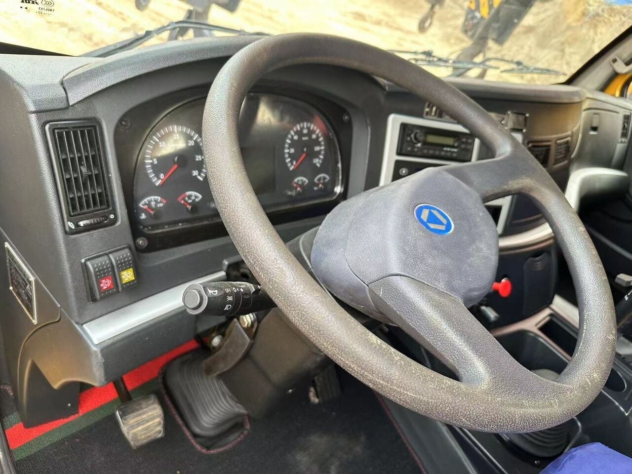 XCMG QY90K QY30K QY50K QY70K QAY200 truck crane - Grue mobile: photos 5 XCMG QY90K QY30K QY50K QY70K QAY200 truck crane - Grue mobile: photos 5