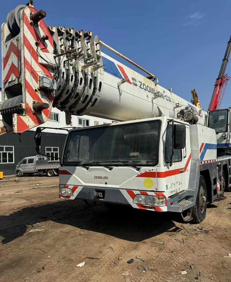 Zoomlion QY130V - Grue mobile: photos 1 Zoomlion QY130V - Grue mobile: photos 1