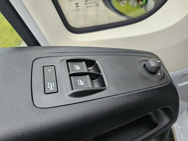 Fourgon utilitaire neuf FIAT Ducato 35 Automatik L2H2 180 Voll-LED V-Cockpit...: photos 39