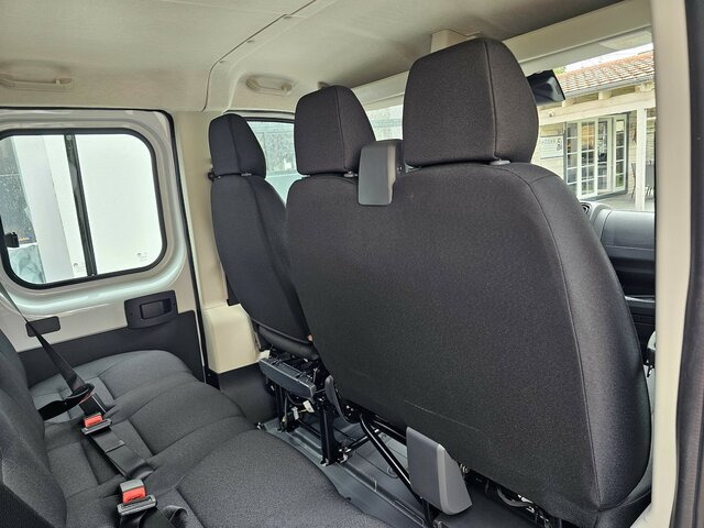 Utilitaire plateau, Utilitaire double cabine FIAT Ducato MAXI 140 Serie 9.2 2025 L5 Doppelkabine: photos 22
