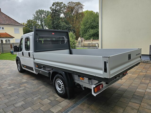 Utilitaire plateau, Utilitaire double cabine FIAT Ducato MAXI 140 Serie 9.2 2025 L5 Doppelkabine: photos 36
