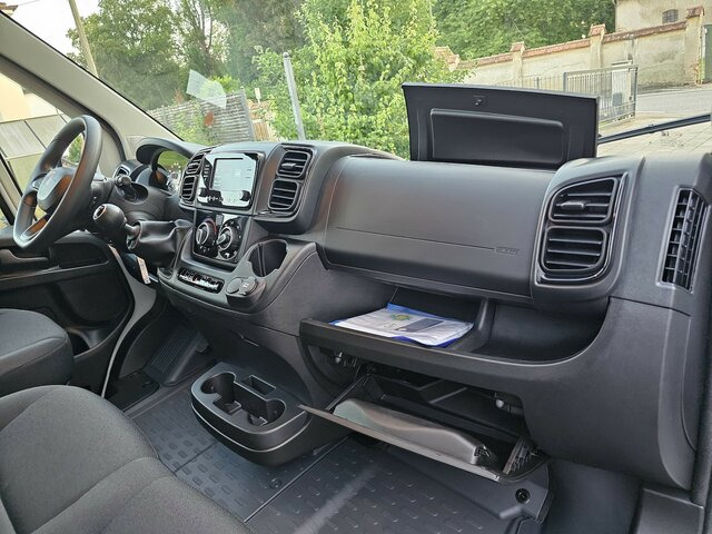 Utilitaire plateau, Utilitaire double cabine FIAT Ducato MAXI 140 Serie10-9.2 2025 L4 DOKA 2,9 M.: photos 19