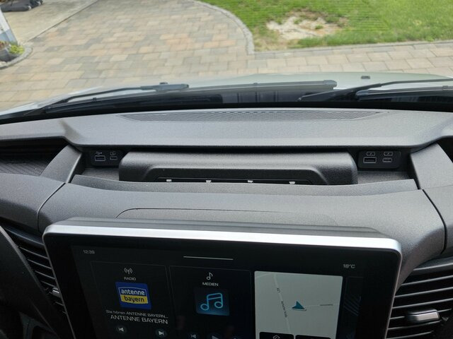 Fourgon utilitaire, Utilitaire double cabine IVECO Daily 35S18HA8V DOKA Snoeks Mixto Hi-Matic 16m³...: photos 17