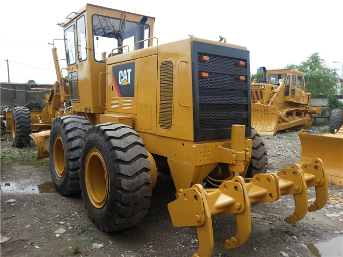 CAT 140H Grader - Niveleuse: photos 4 CAT 140H Grader - Niveleuse: photos 4