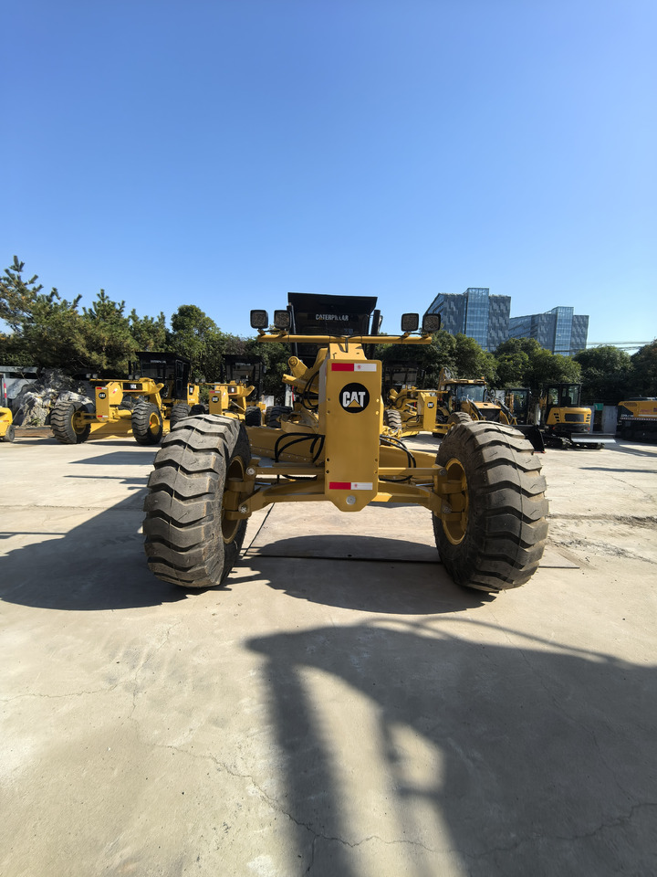 CAT 140K Grader - Niveleuse: photos 2 CAT 140K Grader - Niveleuse: photos 2