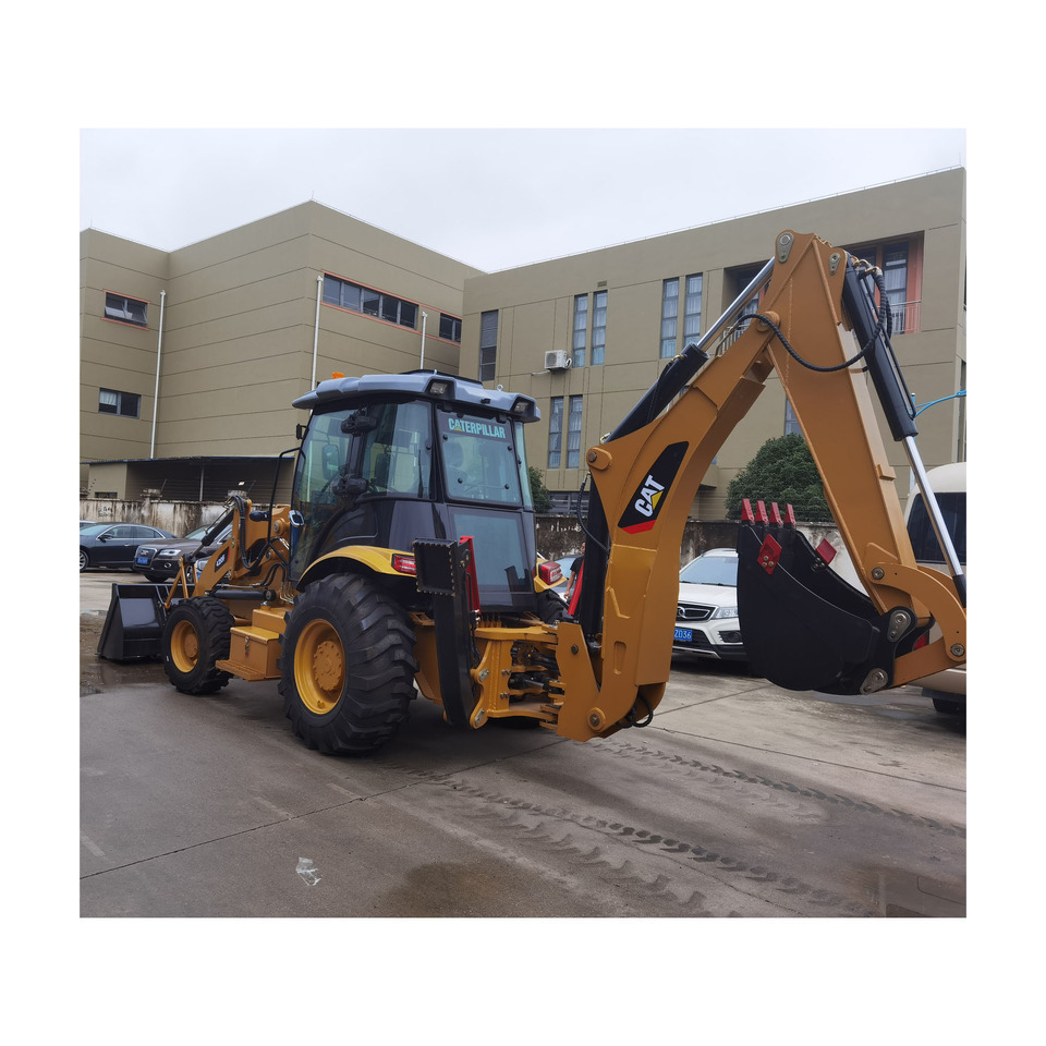 CAT 420F Backhoe Loader - Tractopelle: photos 4 CAT 420F Backhoe Loader - Tractopelle: photos 4