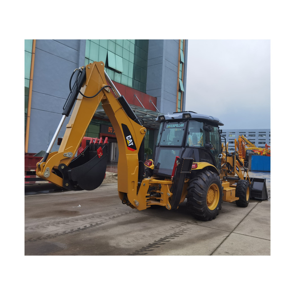 CAT 420F Backhoe Loader - Tractopelle: photos 3 CAT 420F Backhoe Loader - Tractopelle: photos 3