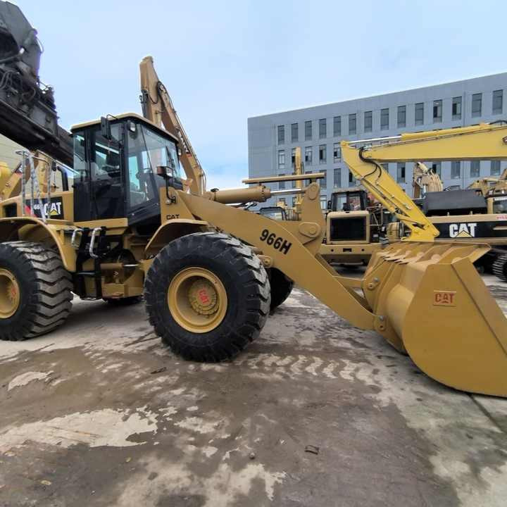 CAT 966H - Chargeuse sur pneus: photos 2 CAT 966H - Chargeuse sur pneus: photos 2