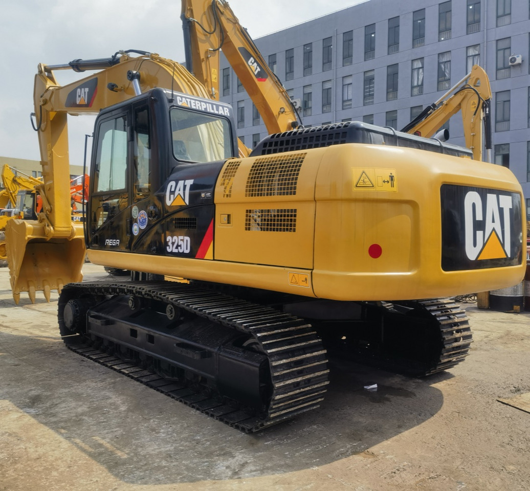 CATERPILLAR CAT 325D Excavator - Pelle sur chenille: photos 2 CATERPILLAR CAT 325D Excavator - Pelle sur chenille: photos 2