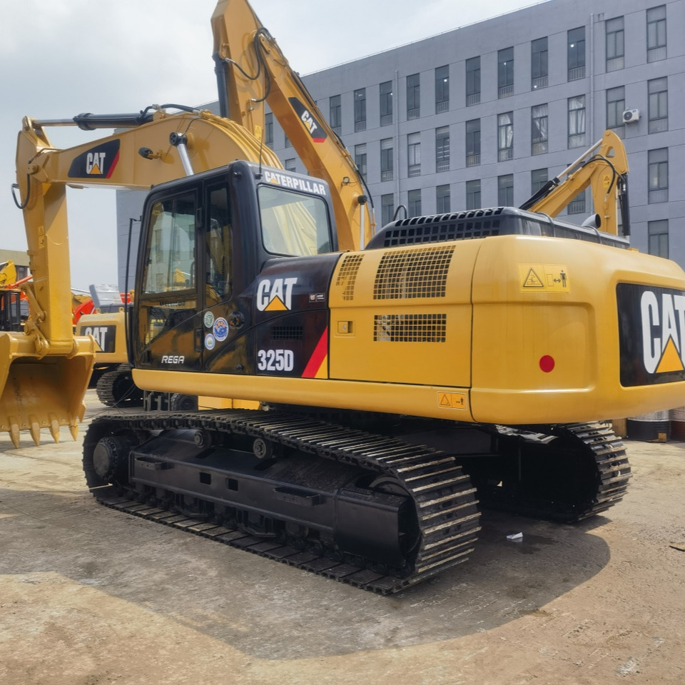 CATERPILLAR CAT 325D Excavator - Pelle sur chenille: photos 1 CATERPILLAR CAT 325D Excavator - Pelle sur chenille: photos 1