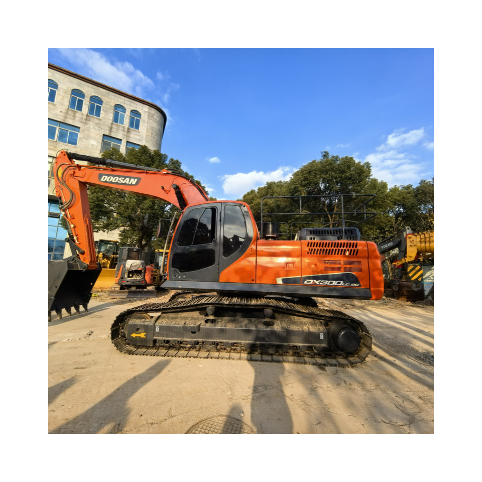 Doosan DX300LC-9C Crawler Excavator - Pelle sur chenille: photos 4 Doosan DX300LC-9C Crawler Excavator - Pelle sur chenille: photos 4