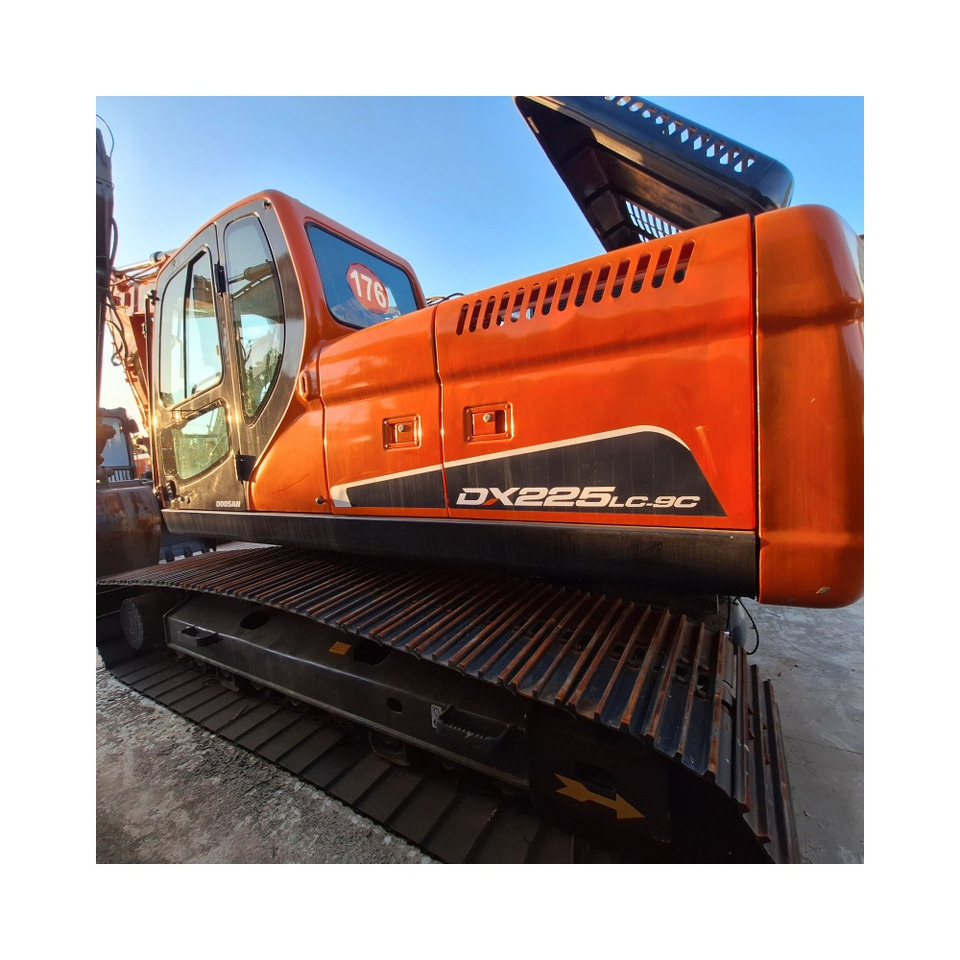 Doosan DX300LC-9C Crawler Excavator - Pelle sur chenille: photos 1 Doosan DX300LC-9C Crawler Excavator - Pelle sur chenille: photos 1