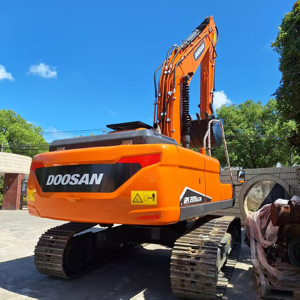 Doosan Dx225LCA Crawler Excavator - Pelle sur chenille: photos 2 Doosan Dx225LCA Crawler Excavator - Pelle sur chenille: photos 2