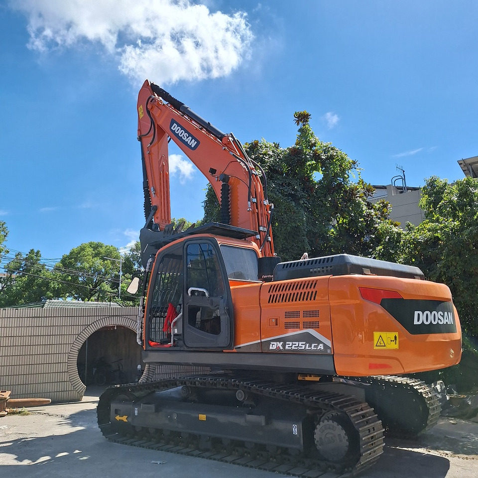 Doosan Dx225LCA Crawler Excavator - Pelle sur chenille: photos 4 Doosan Dx225LCA Crawler Excavator - Pelle sur chenille: photos 4