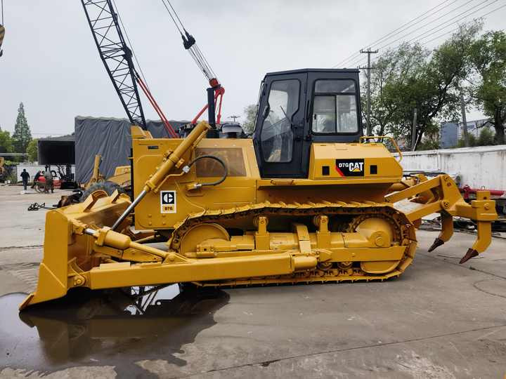 Good condition Used Japanese CAT D7G Dozers used caterpillar D7G bulldozer For Sale - Bulldozer: photos 3 Good condition Used Japanese CAT D7G Dozers used caterpillar D7G bulldozer For Sale - Bulldozer: photos 3