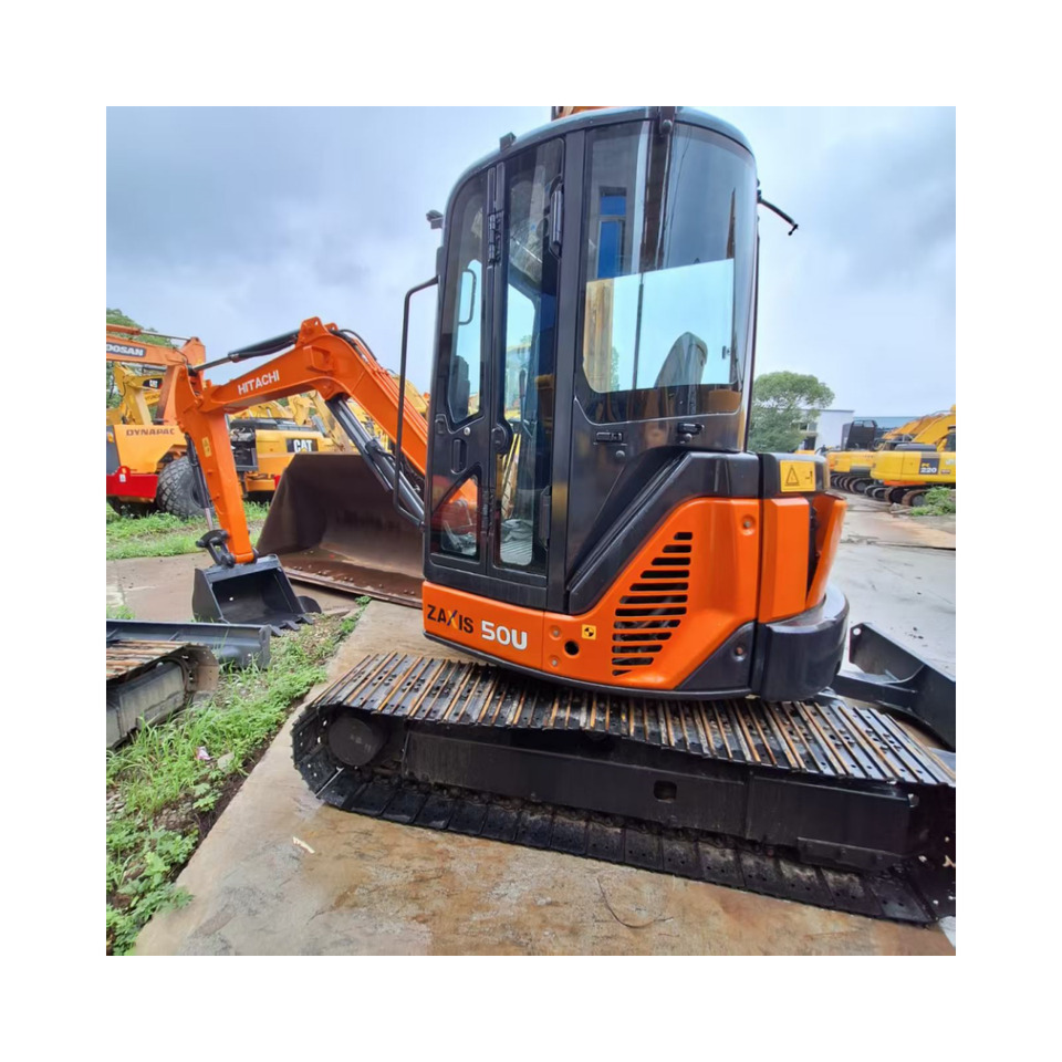 Hitachi ZX50 Excavator - Pelle sur chenille: photos 5 Hitachi ZX50 Excavator - Pelle sur chenille: photos 5