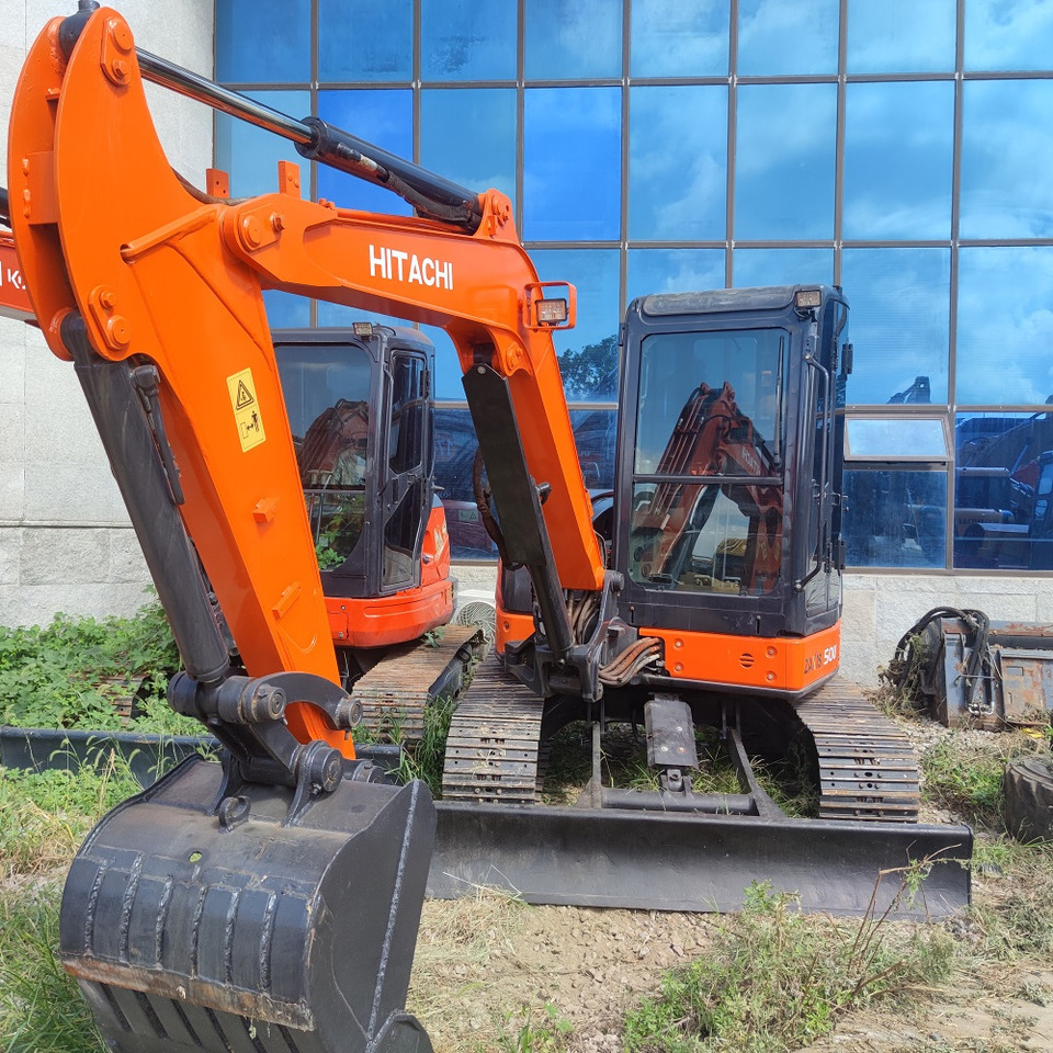 Hitachi ZX50 Excavator - Pelle sur chenille: photos 2 Hitachi ZX50 Excavator - Pelle sur chenille: photos 2