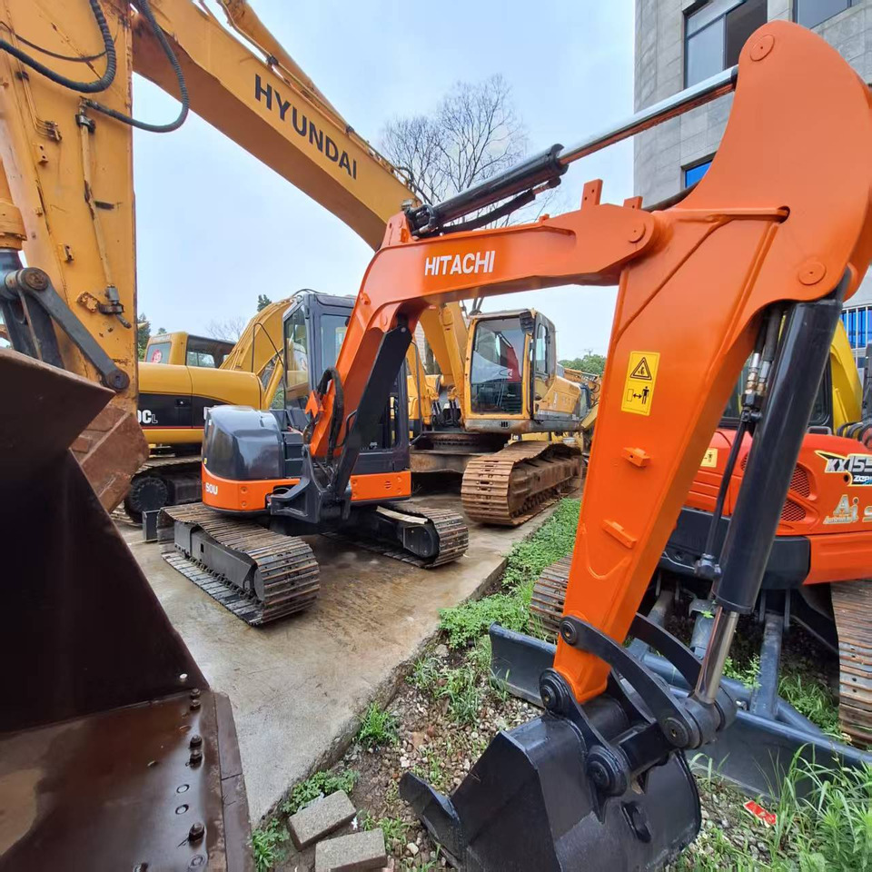 Hitachi ZX50 Excavator - Pelle sur chenille: photos 2 Hitachi ZX50 Excavator - Pelle sur chenille: photos 2
