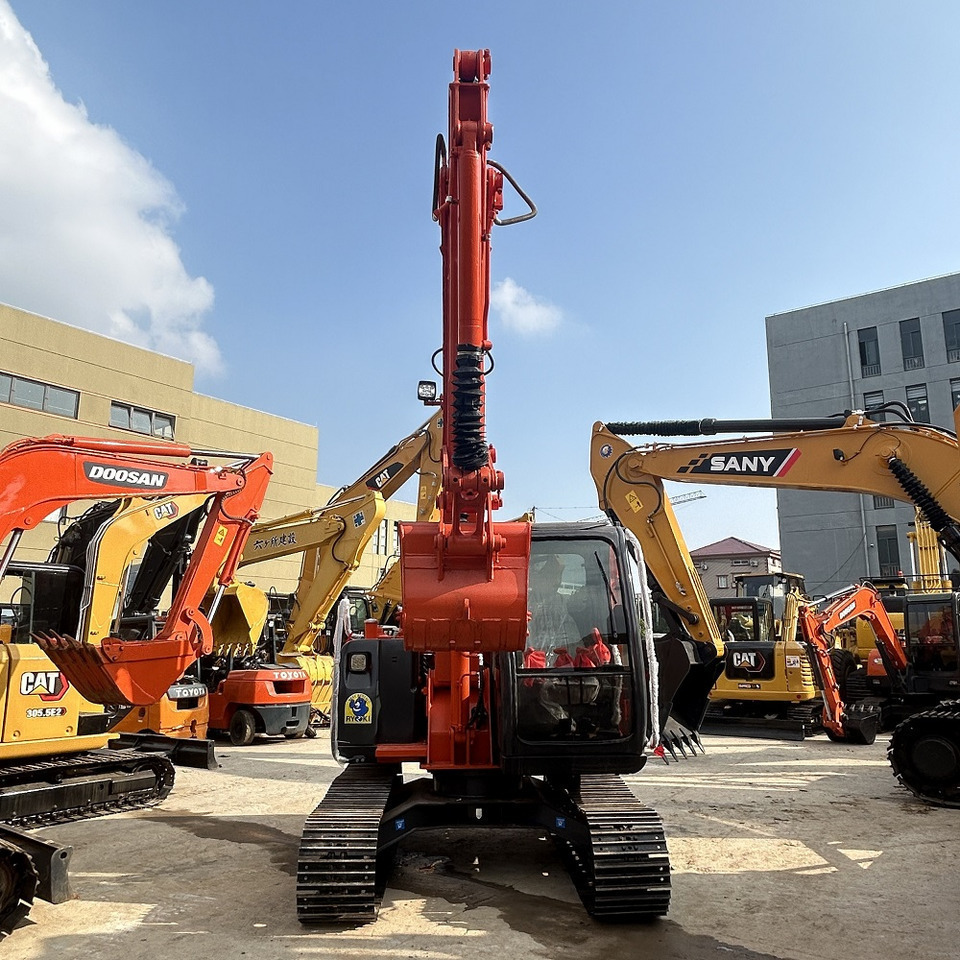 Hitachi ZX70 Excavator - Mini pelle: photos 4 Hitachi ZX70 Excavator - Mini pelle: photos 4