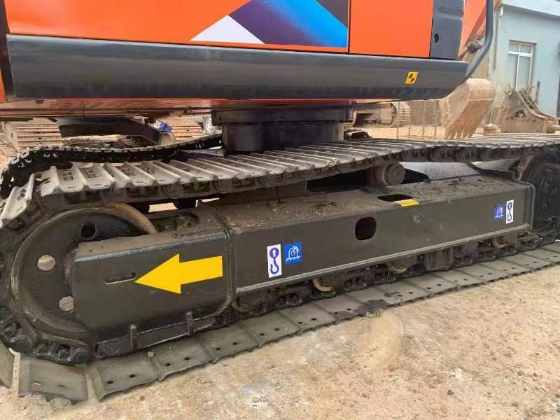 Hitachi ZX70 Excavator - Pelle sur chenille: photos 5 Hitachi ZX70 Excavator - Pelle sur chenille: photos 5