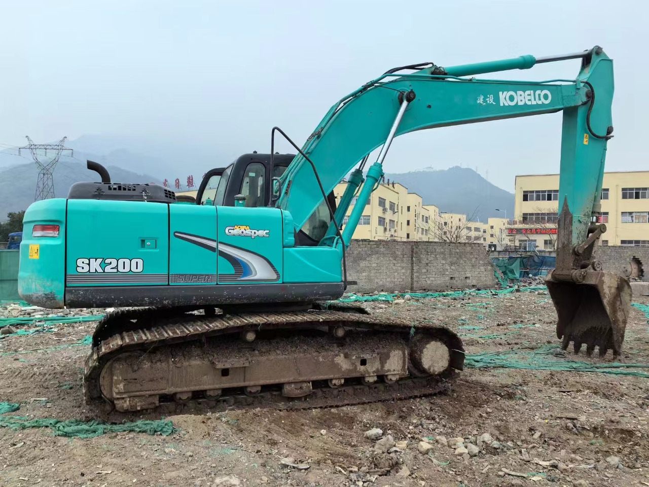 KOBELCO Kobelco SK200-8 Crawler excavator - Pelle sur chenille: photos 1 KOBELCO Kobelco SK200-8 Crawler excavator - Pelle sur chenille: photos 1