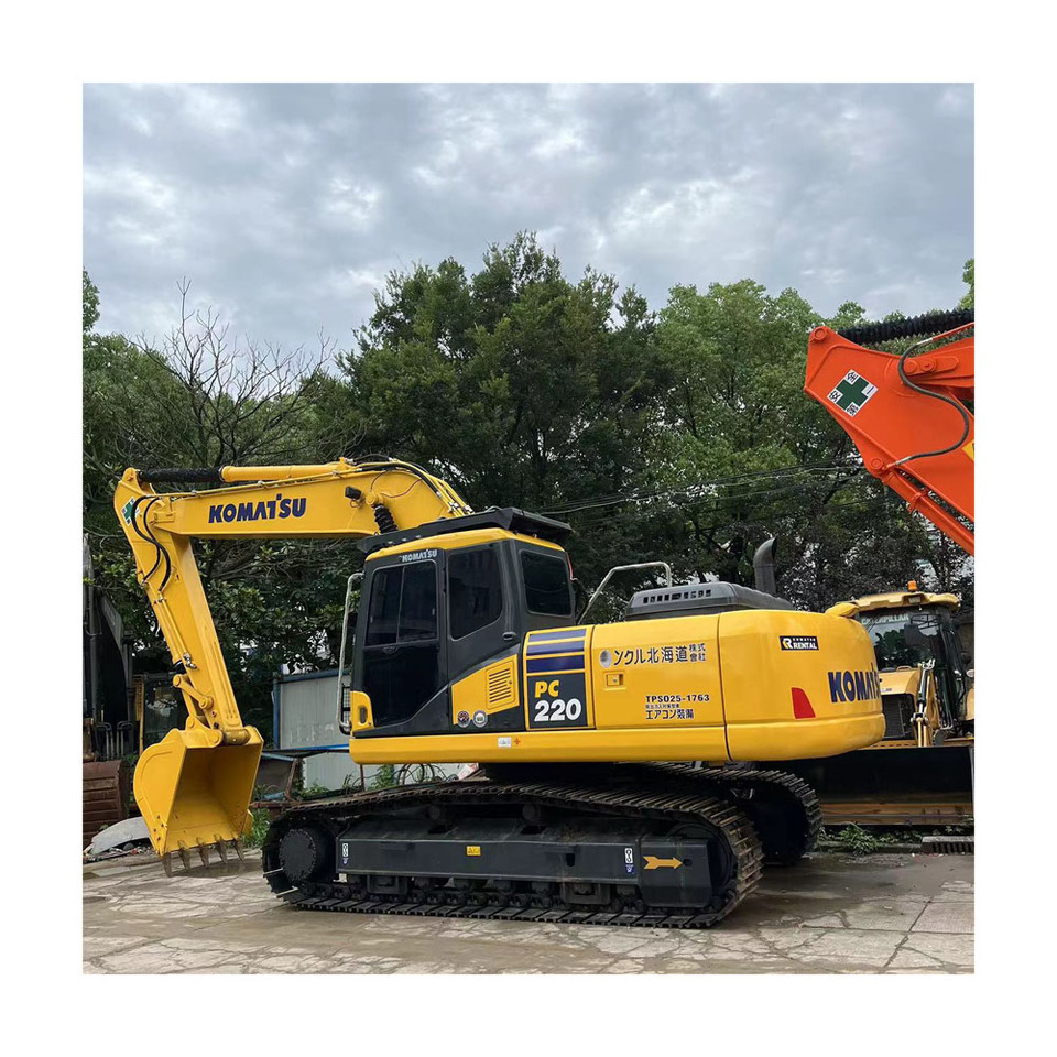 Komatsu PC 220-8 Excavator - Pelle sur chenille: photos 3 Komatsu PC 220-8 Excavator - Pelle sur chenille: photos 3