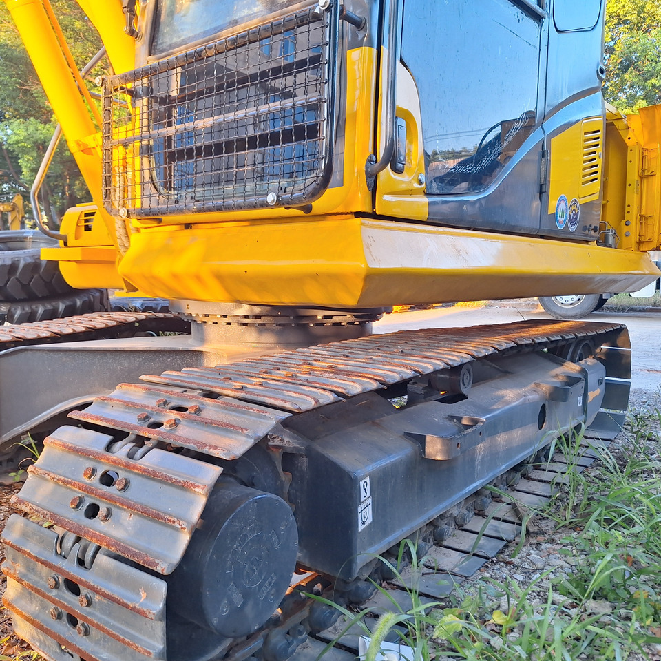 Komatsu PC130 Excavator - Pelle sur chenille: photos 3 Komatsu PC130 Excavator - Pelle sur chenille: photos 3